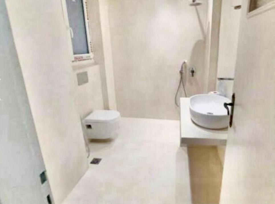Economy Shared Apartment B In Central アテネ エクステリア 写真